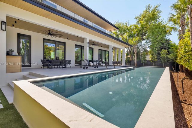 769 NE 72nd Ter, Miami, FL 33138