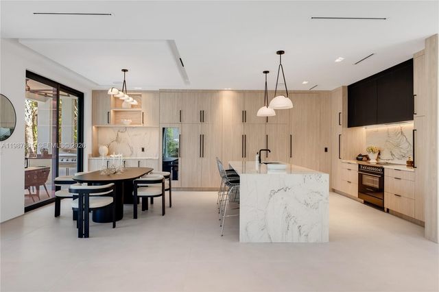 769 NE 72nd Ter, Miami, FL 33138