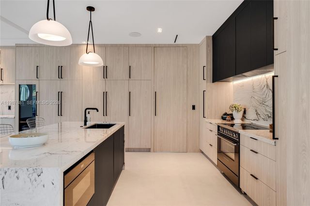 769 NE 72nd Ter, Miami, FL 33138