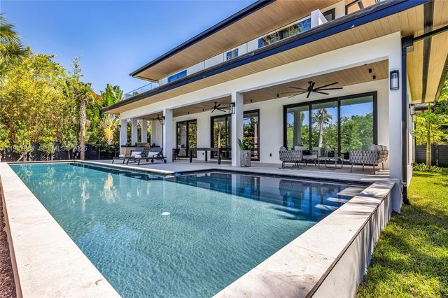 769 NE 72nd Ter, Miami, FL 33138