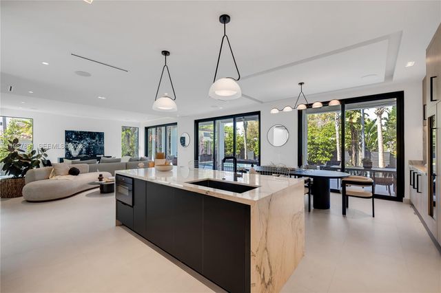 769 NE 72nd Ter, Miami, FL 33138