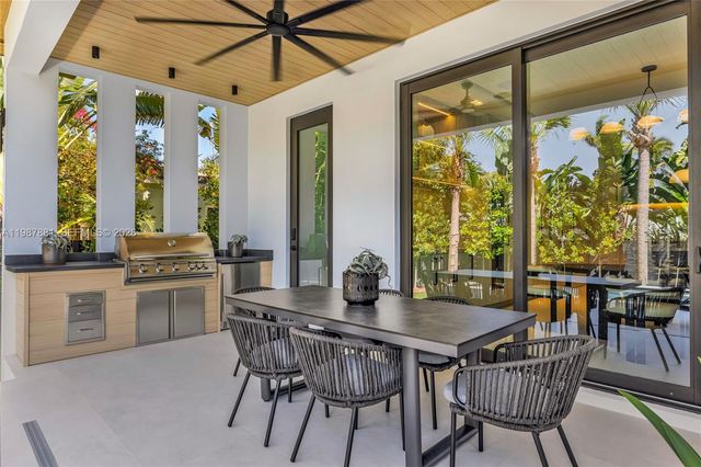 769 NE 72nd Ter, Miami, FL 33138