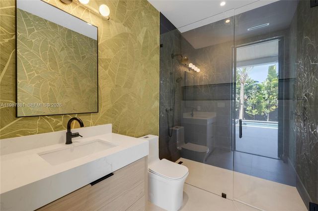 769 NE 72nd Ter, Miami, FL 33138