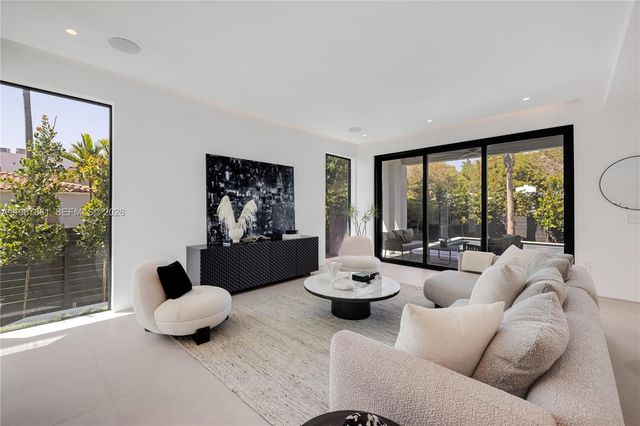 769 NE 72nd Ter, Miami, FL 33138