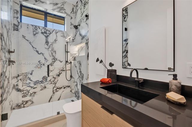 769 NE 72nd Ter, Miami, FL 33138