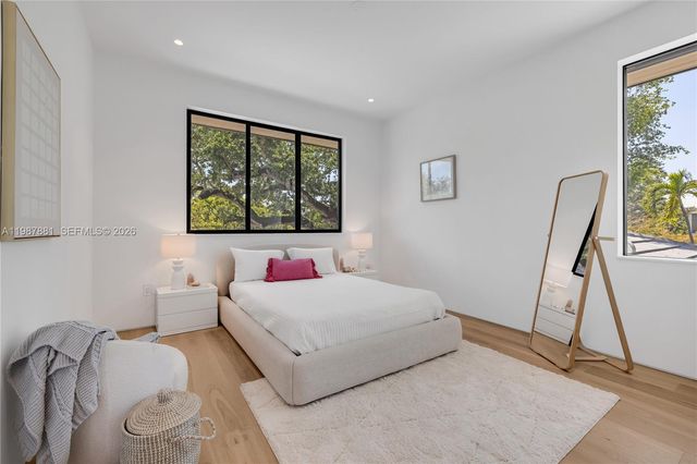 769 NE 72nd Ter, Miami, FL 33138