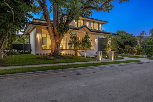 769 NE 72nd Ter, Miami, FL 33138