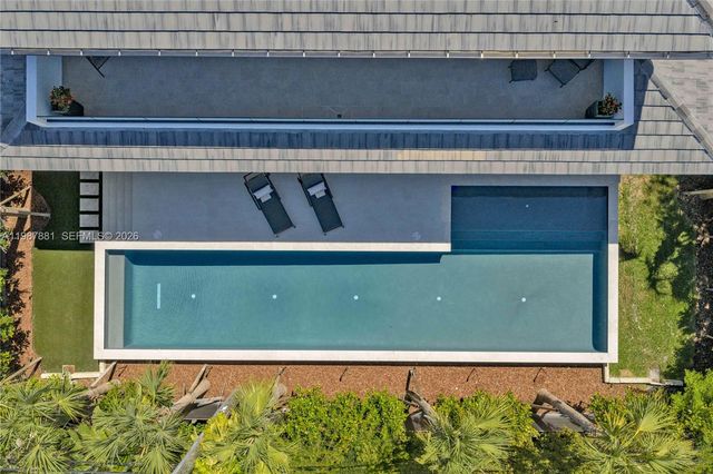 769 NE 72nd Ter, Miami, FL 33138