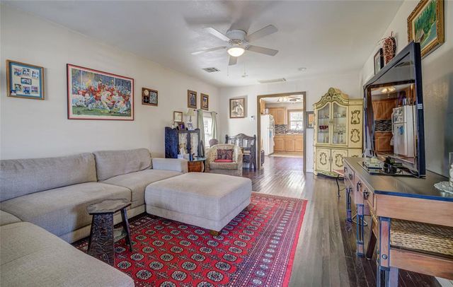 913 E Comanche Street, Norman, OK 73071