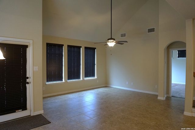 2925 Pawtucket Rd, Cibolo, TX 78108