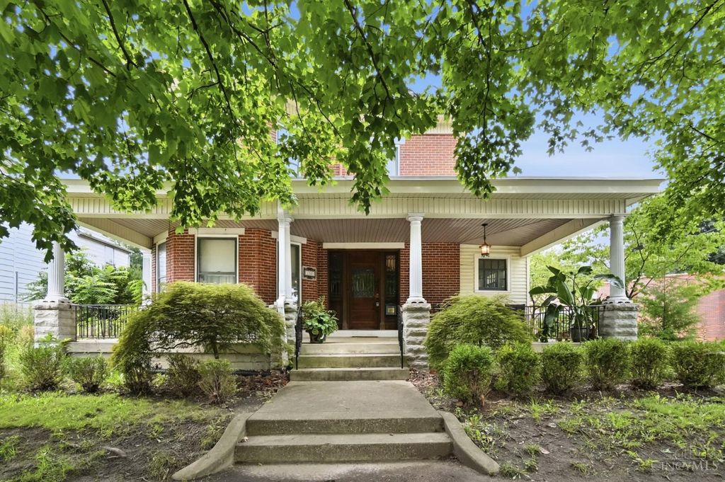 103 S 5th Street, Miamisburg, OH 45342