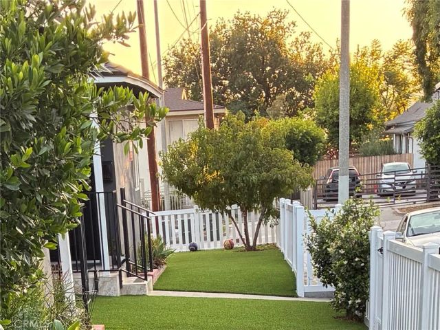 112 Grandview Street, Pasadena, CA 91103