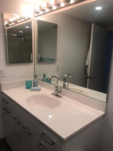 21055 Yacht Club Dr 2904, Aventura, FL 33180