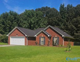 22370 Howard Street, Athens, AL 35613
