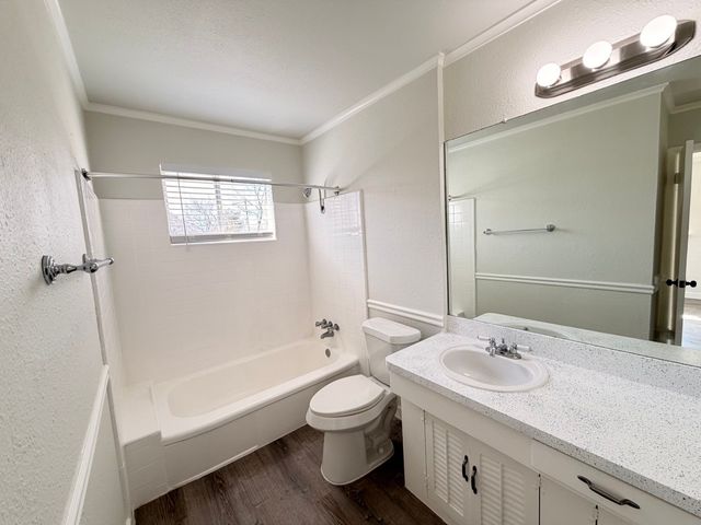 4115 Douglas Avenue 206, Dallas, TX 75219