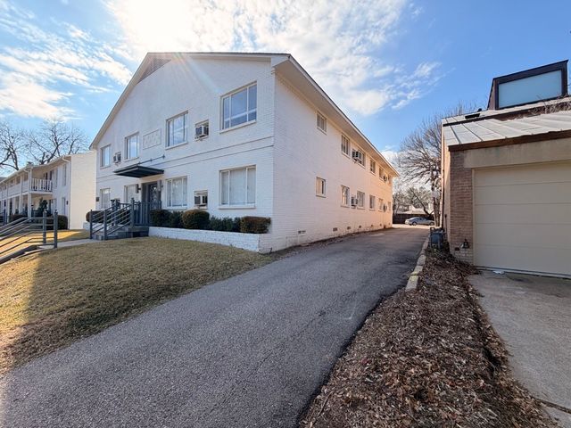 4115 Douglas Avenue 206, Dallas, TX 75219