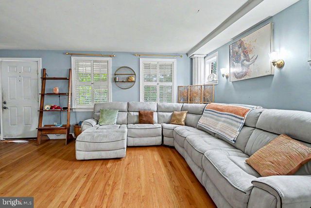 3308 BEVERLY RD, Baltimore, MD 21214