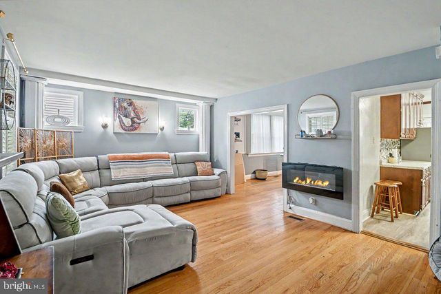 3308 BEVERLY RD, Baltimore, MD 21214