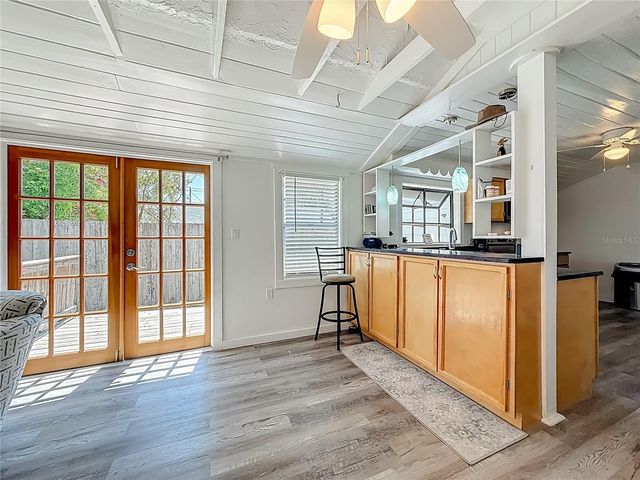 129 94TH AVENUE, Treasure Island, FL 33706