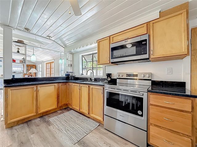 129 94TH AVENUE, Treasure Island, FL 33706