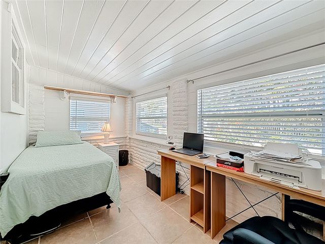 129 94TH AVENUE, Treasure Island, FL 33706