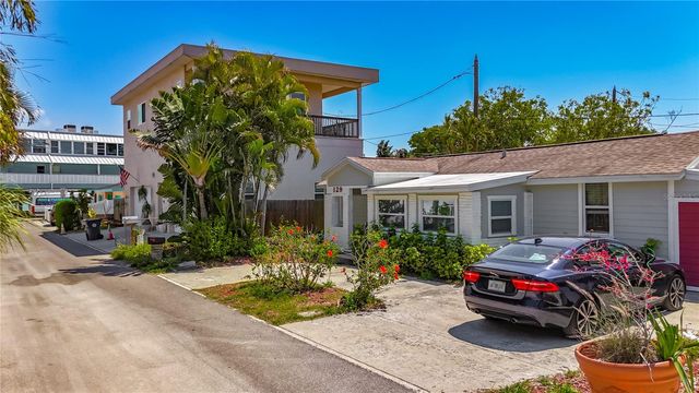 129 94TH AVENUE, Treasure Island, FL 33706