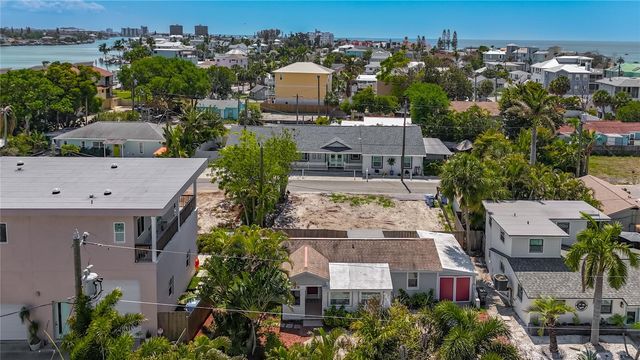 129 94TH AVENUE, Treasure Island, FL 33706