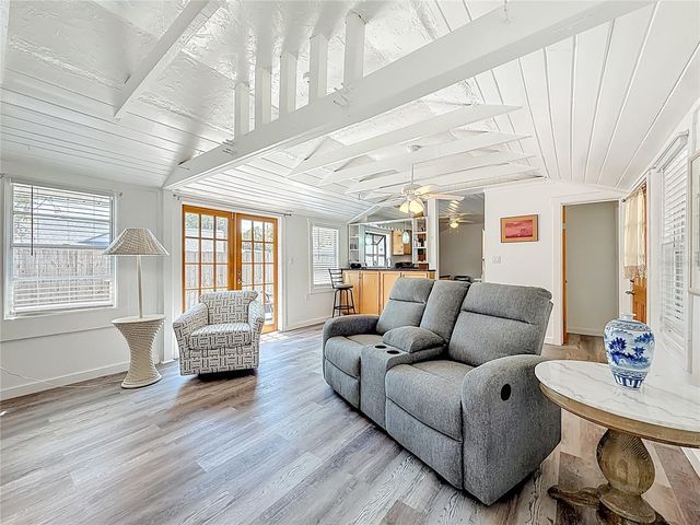 129 94TH AVENUE, Treasure Island, FL 33706