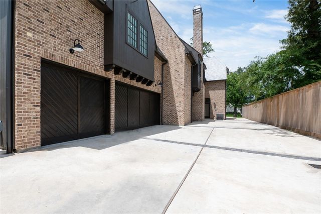 606 Pinehaven Drive, Houston, TX 77024
