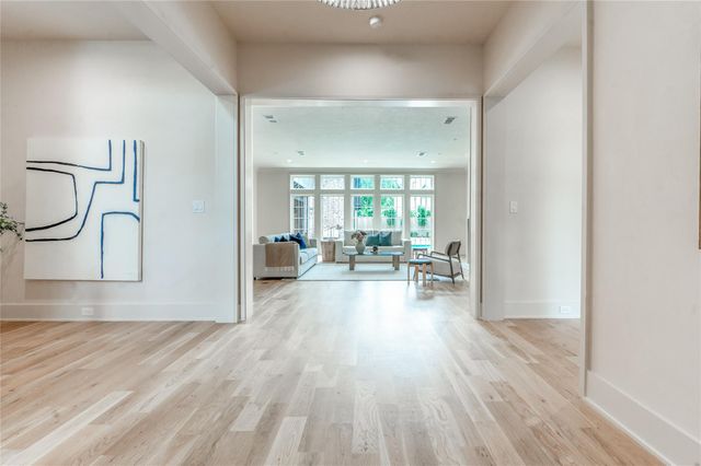 606 Pinehaven Drive, Houston, TX 77024