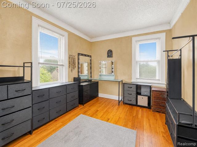 2114 Cumings Avenue, Flint, MI 48503