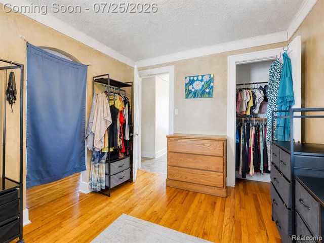 2114 Cumings Avenue, Flint, MI 48503