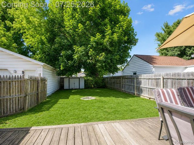 2114 Cumings Avenue, Flint, MI 48503