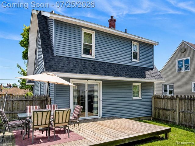 2114 Cumings Avenue, Flint, MI 48503