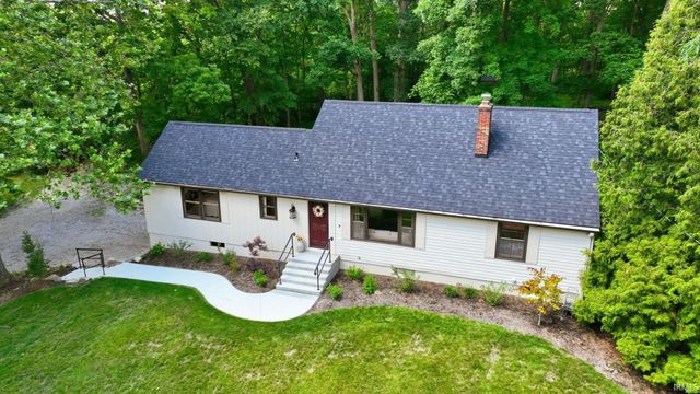 537 E Till Road, Fort Wayne, IN 46825