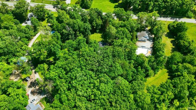 537 E Till Road, Fort Wayne, IN 46825