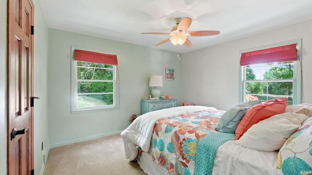 537 E Till Road, Fort Wayne, IN 46825