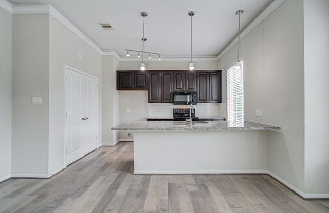 1743 Dominica Drive, Houston, TX 77345