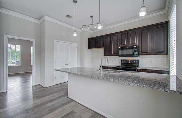 1743 Dominica Drive, Houston, TX 77345
