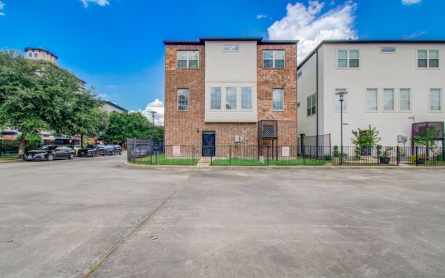 1743 Dominica Drive, Houston, TX 77345