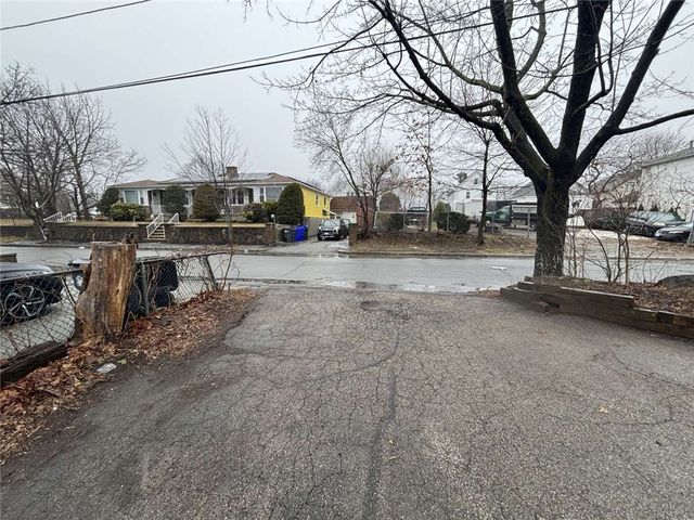 66 Ophelia Street, Providence, RI 02909