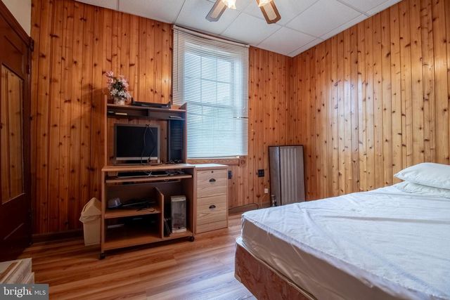 439 SOUTH ST E, Mahanoy City, PA 17948