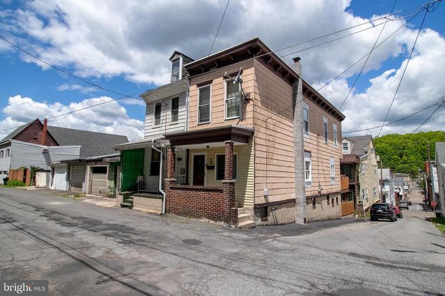 439 SOUTH ST E, Mahanoy City, PA 17948