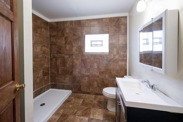 1008 11th STREET, Racine, WI 53403