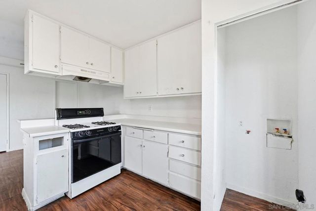 1225 N Broadway 14, Escondido, CA 92026