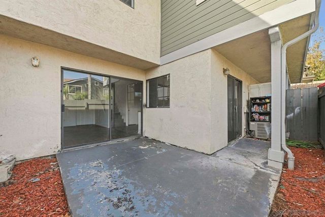 1225 N Broadway 14, Escondido, CA 92026