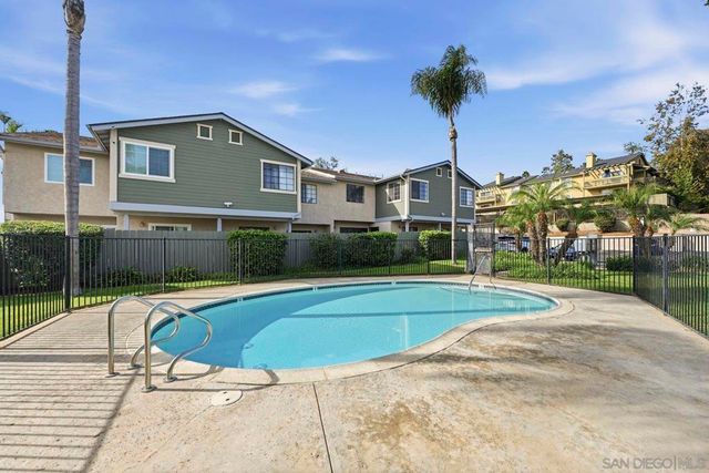 1225 N Broadway 14, Escondido, CA 92026