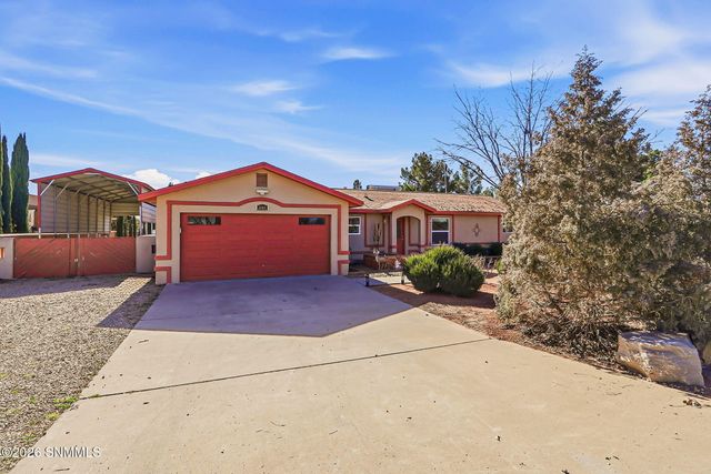 6605 Rio Dorado Drive, La Mesa, NM 88044