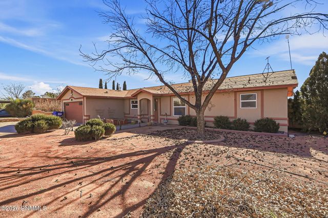 6605 Rio Dorado Drive, La Mesa, NM 88044