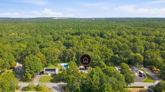 14 Bramble Bush Drive, Sandwich, MA 02644